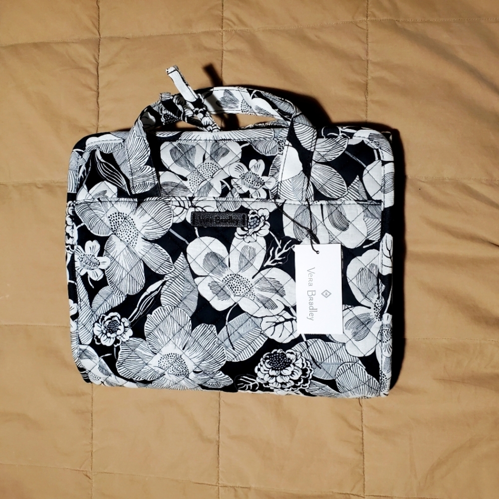 Vera Bradley Hanging Travel Organizer